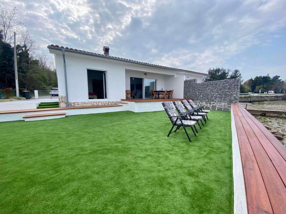 Villa Olga - Uniqe House With Private Beach Ankaran Buitenkant foto
